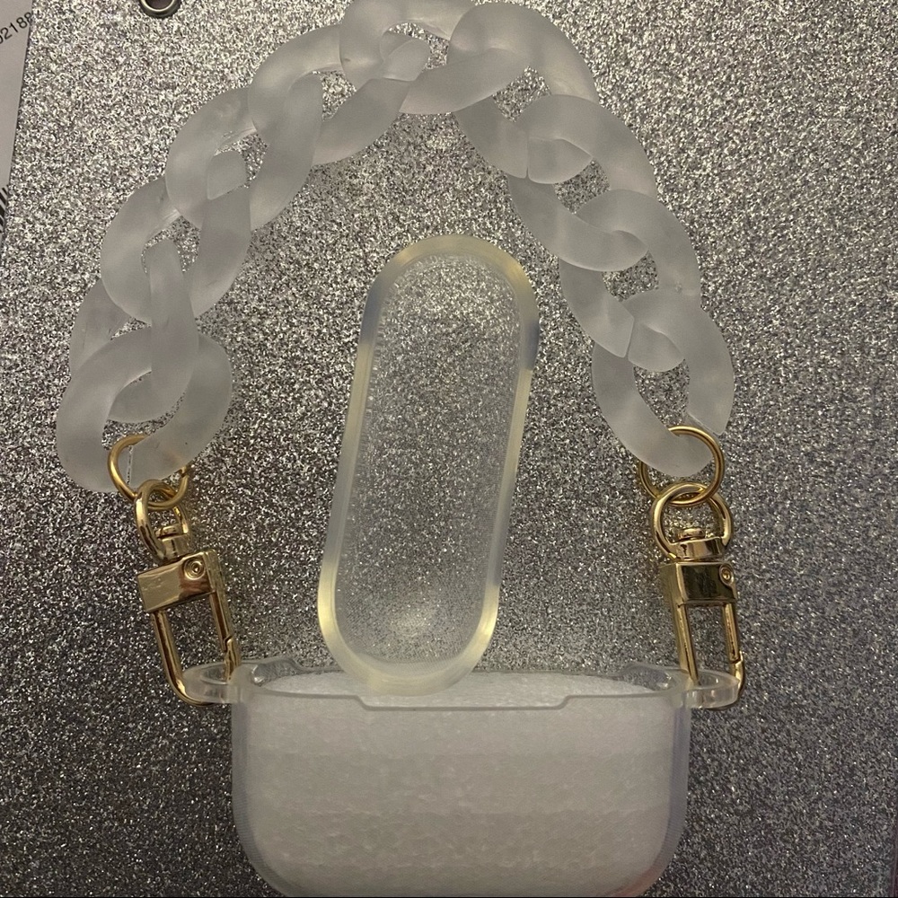 AirPod 2 case - Picture 6 of 7